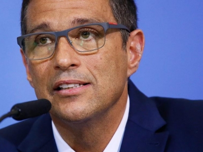 Economia surpreende e BC deve elevar projeções, afirma Campos Neto