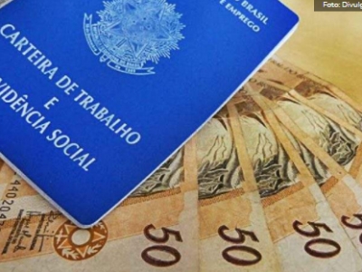 Promulgada lei que define valor do salário mínimo em R$ 1.100 em 2021