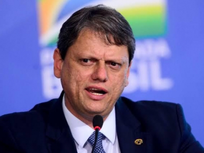 País passa por transformação da infraestrutura nacional, diz ministro