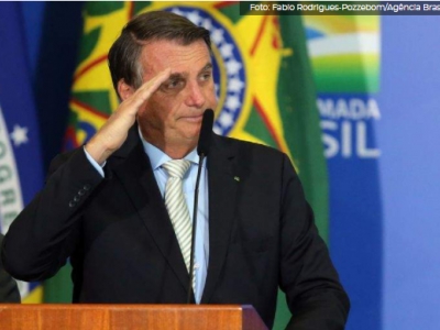 Bolsonaro volta a criticar preços e cobra Petrobras sobre valores detalhados