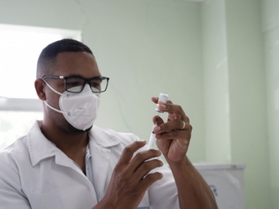 Covid: Vitória abre vagas para imunização dos caminhoneiros