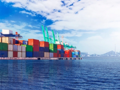 Porto de vitória retoma manobras-teste para 12,5m de calado