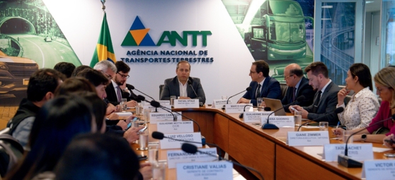 Encontro entre ANTT e ABCR reforça colaboração para avanços na infraestrutura rodoviária brasileira