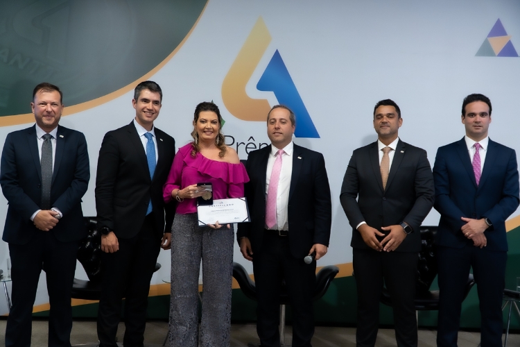 ANTT reconhece Sistema Transporte por sua contribuição ao desenvolvimento do transporte terrestre