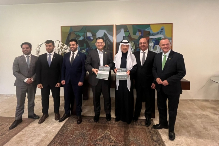 Projeto do Sistema Transporte para a COP30 é apresentado a embaixador da Arábia Saudita e ao presidente do Senado