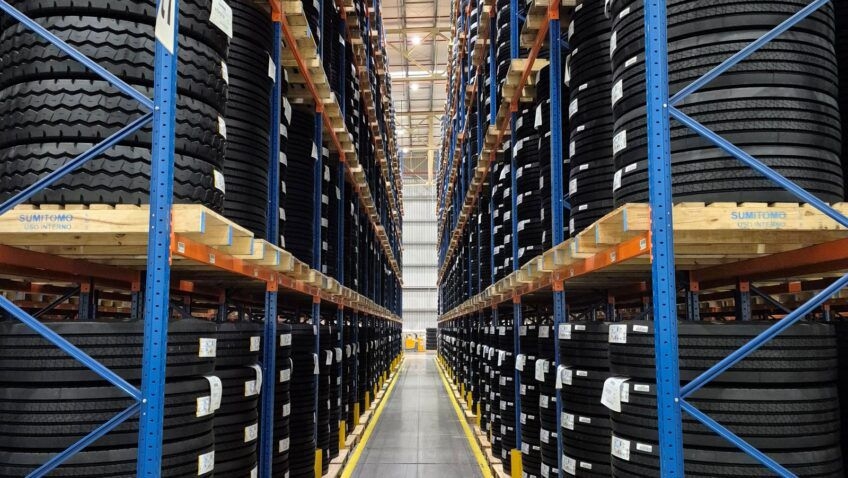 Vendas de pneus de carga têm queda de 5,2% de janeiro a setembro de 2025