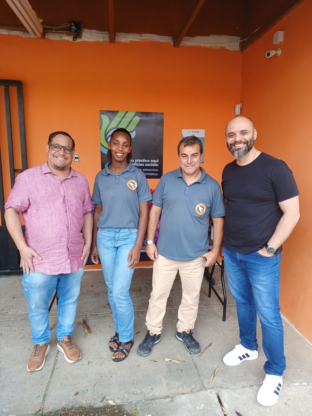 Comjovem: solidariedade por meio do projeto Mão Estendida