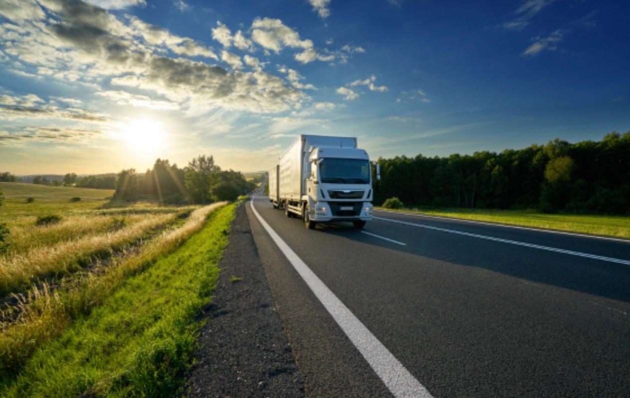 Radares com IA vão ‘multar’ caminhões que ultrapassarem pela esquerda