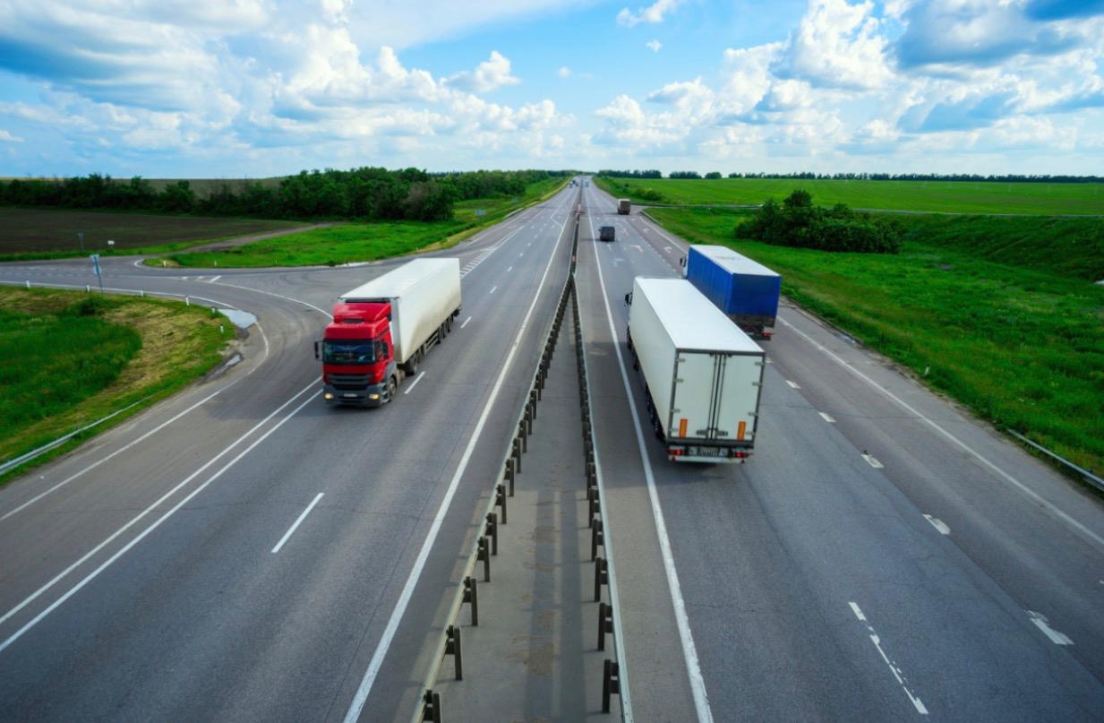 Transportadoras focam em governança para expandir atuação no país mantendo alto padrão de qualidade nas entregas