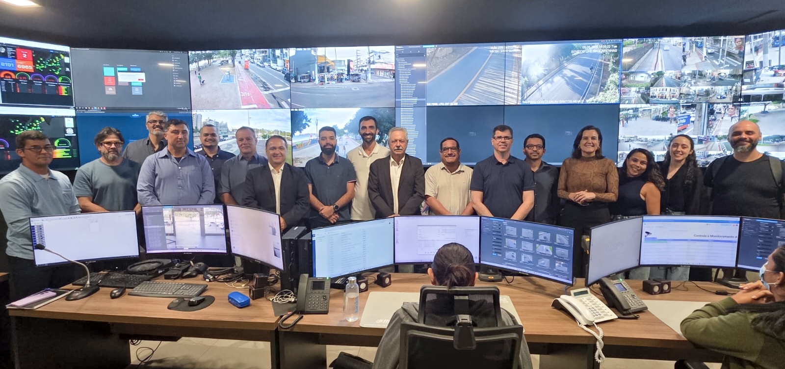 Nos bastidores da segurança pública: Transcares visita núcleo de inteligência da Sesp