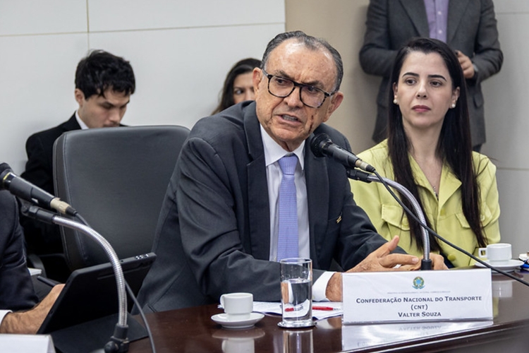 Agenda Brasil Mais Competitivo destaca infraestrutura logística como prioridade para reduzir o Custo Brasil