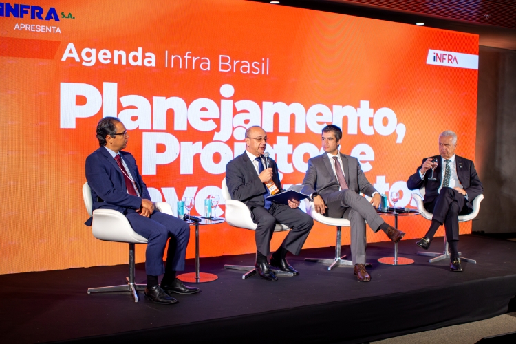 Vander Costa destaca planejamento de Estado para fortalecer a infraestrutura nacional