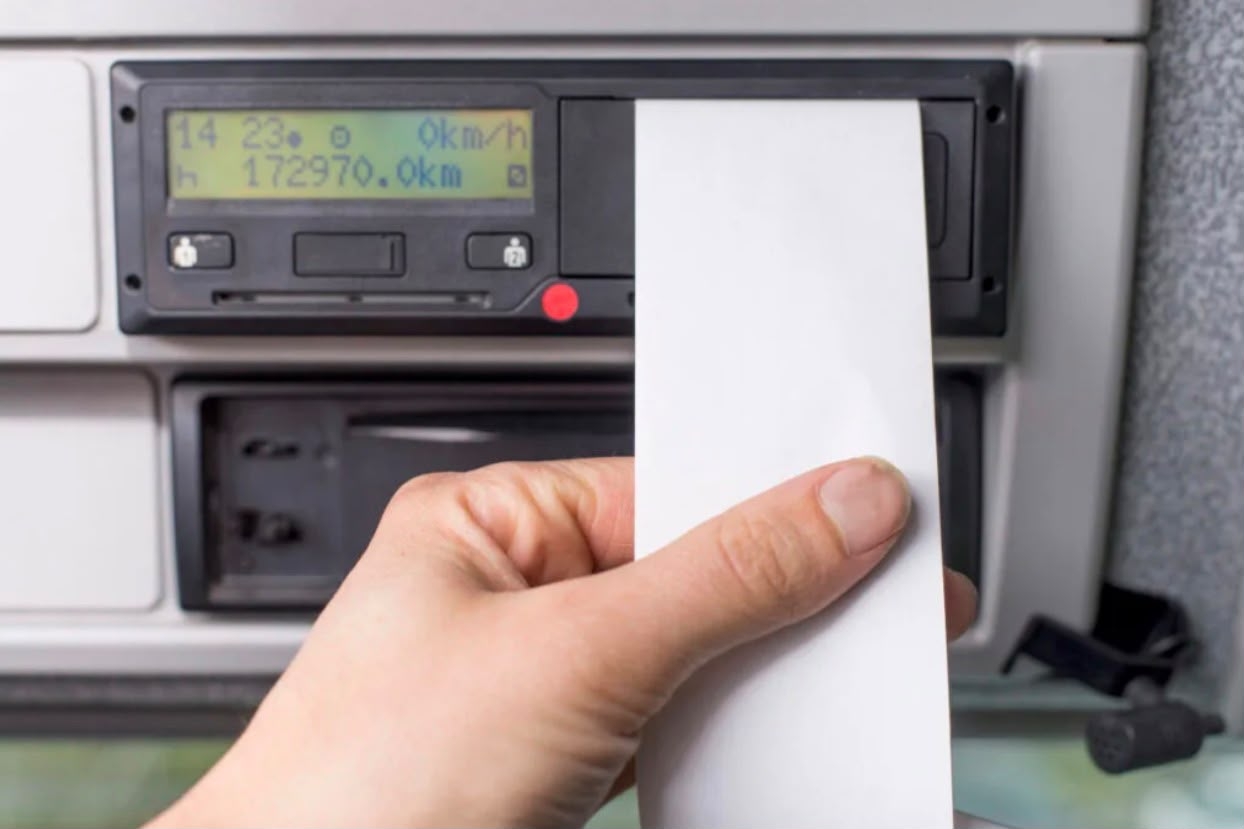 Tacógrafo poderá ganhar novo peso na fiscalização de velocidade; entenda o que muda