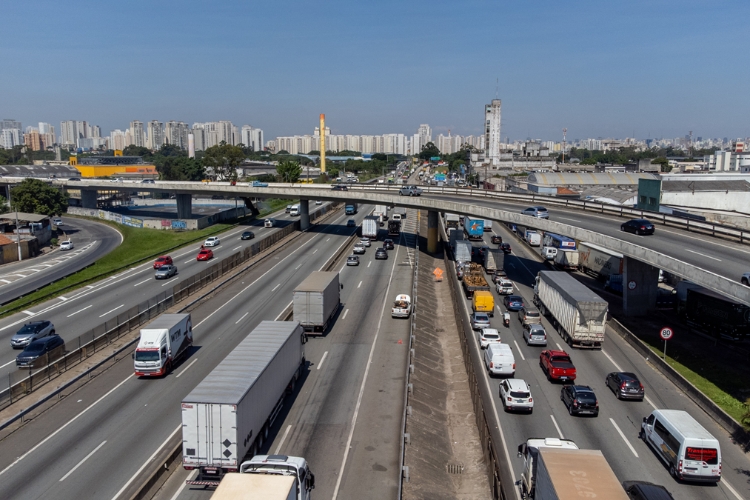 Transporte Move o Brasil: CNT apresenta propostas para fortalecer o transporte e impulsionar o desenvolvimento do país