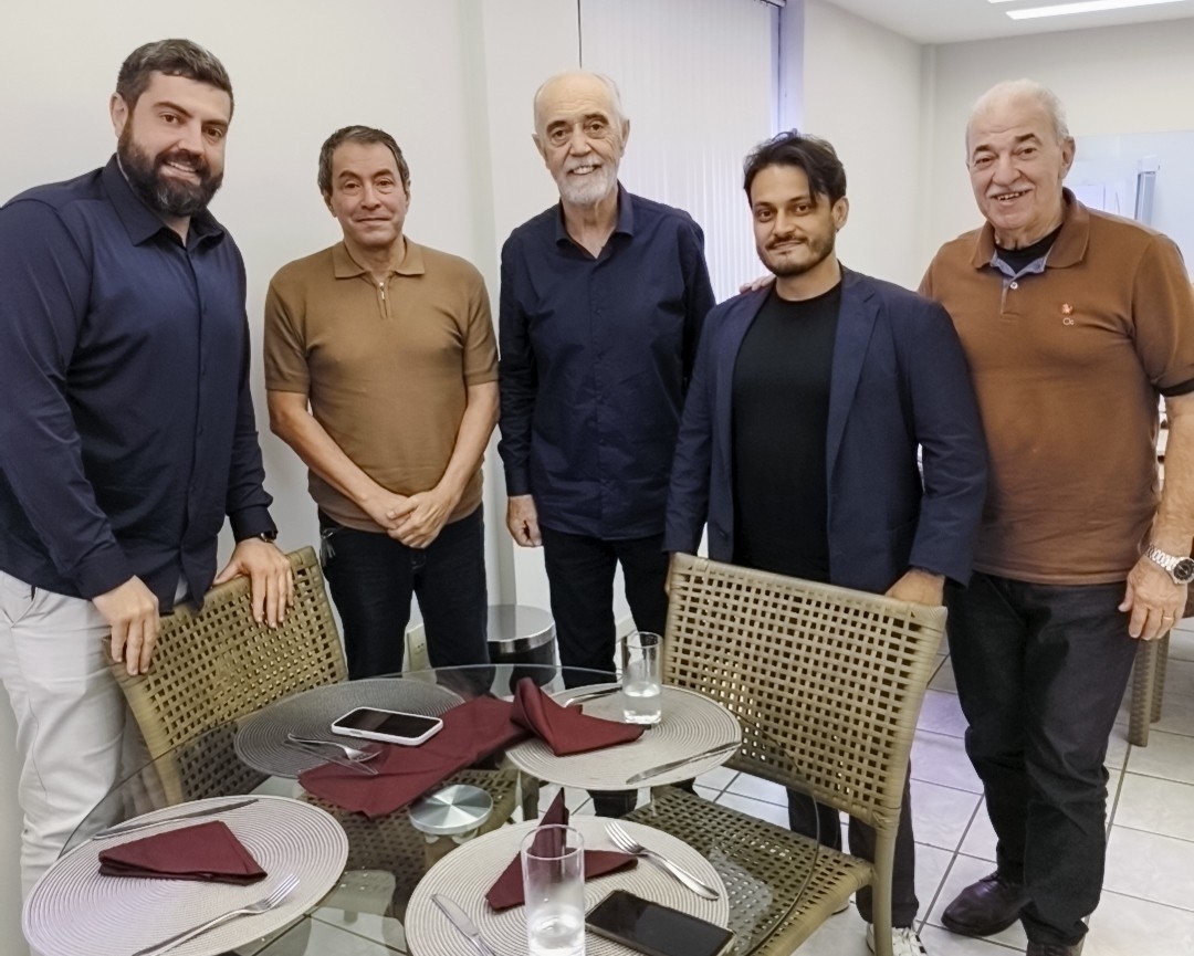 Semana de Almoço Executivo, com direito à presença de dois ex-presidentes