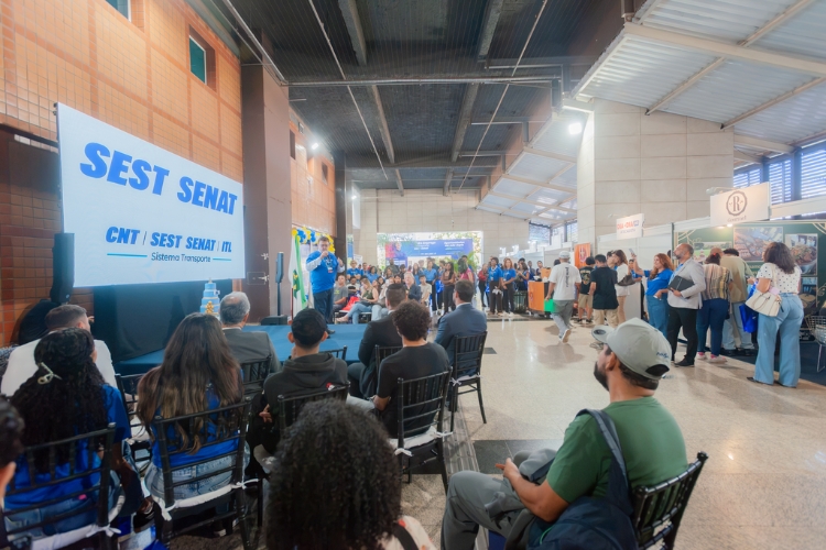 Feiras Emprega Transporte já registram 21,4 mil participantes; confira programação de outubro